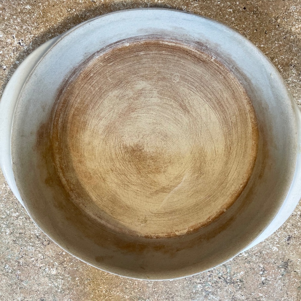 Pampered Chef 8" round glazed casserole stone